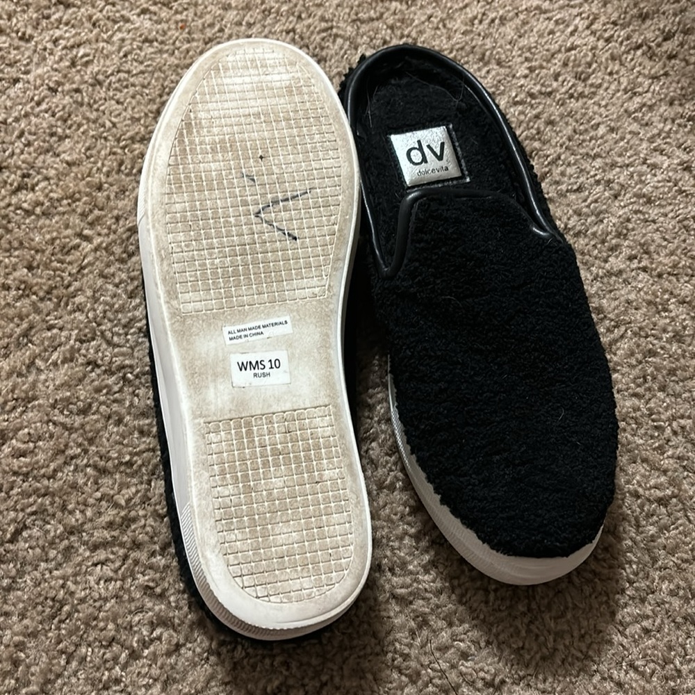 Dolce Vita Black Sherpa Slip on - Picture 3 of 3